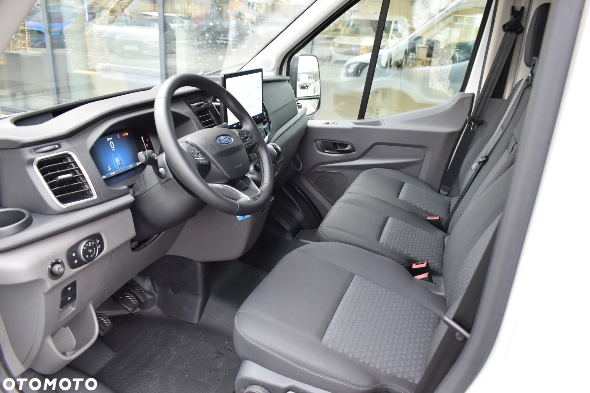 Ford Transit - 12
