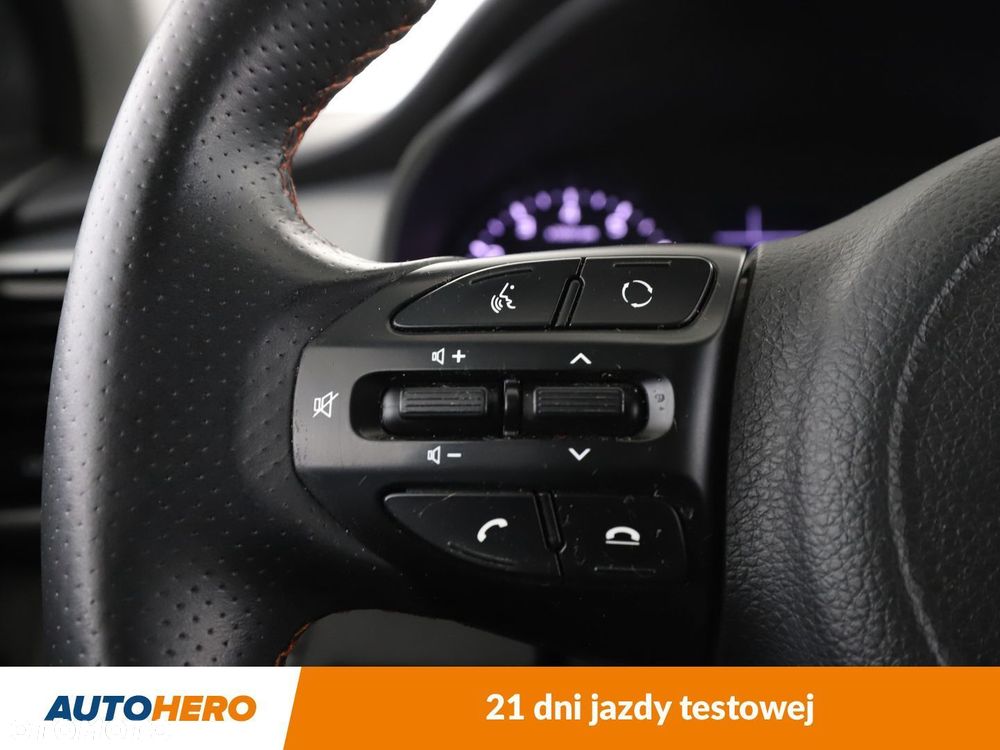 Kia Stonic - 27