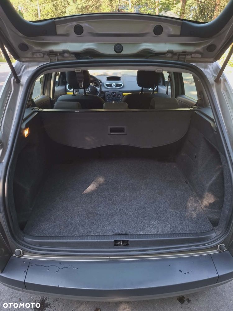 Renault Clio 1.5 dCi Alize - 17