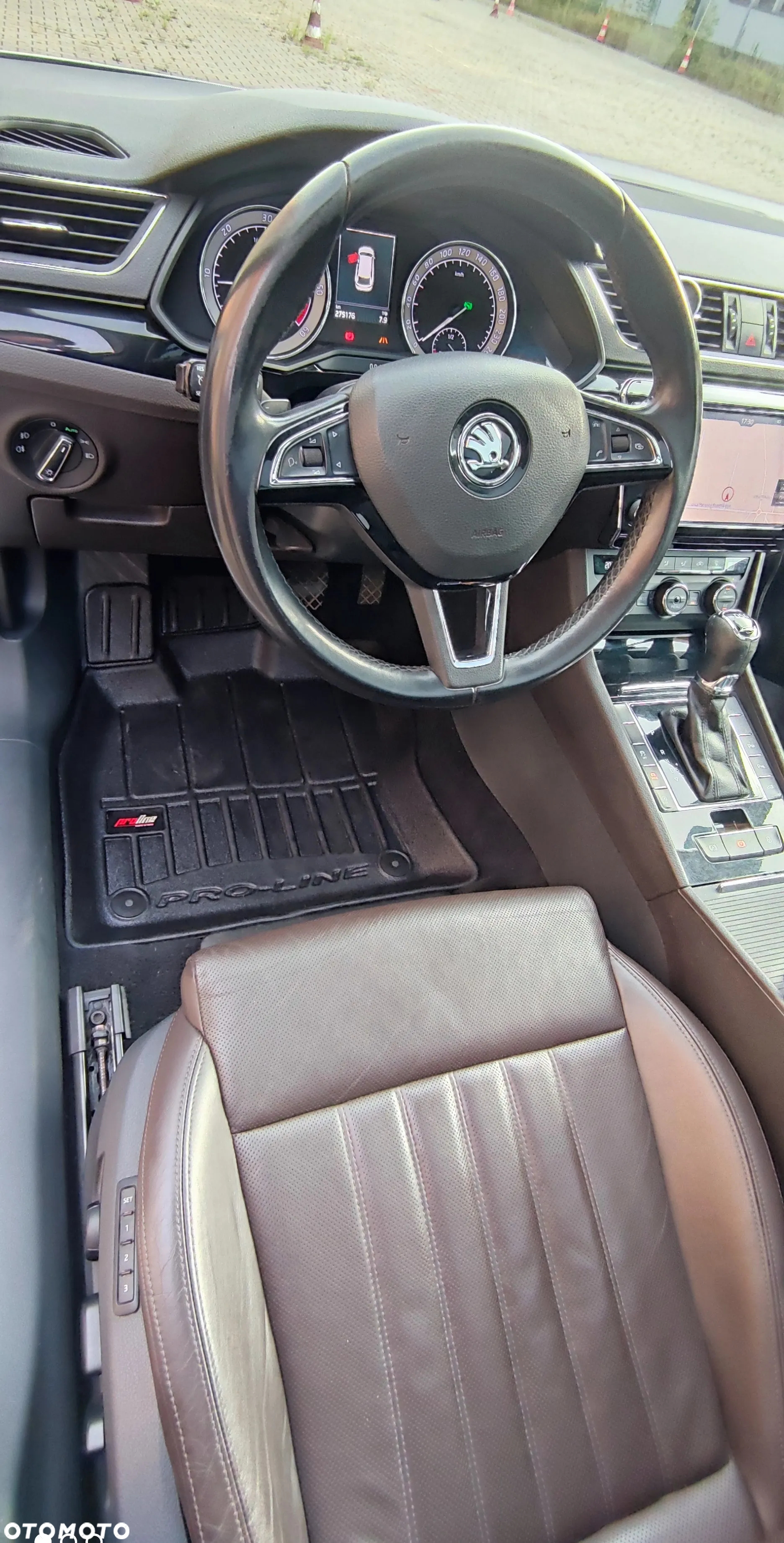Skoda Superb 2.0 TDI 4x4 L&K DSG - 36