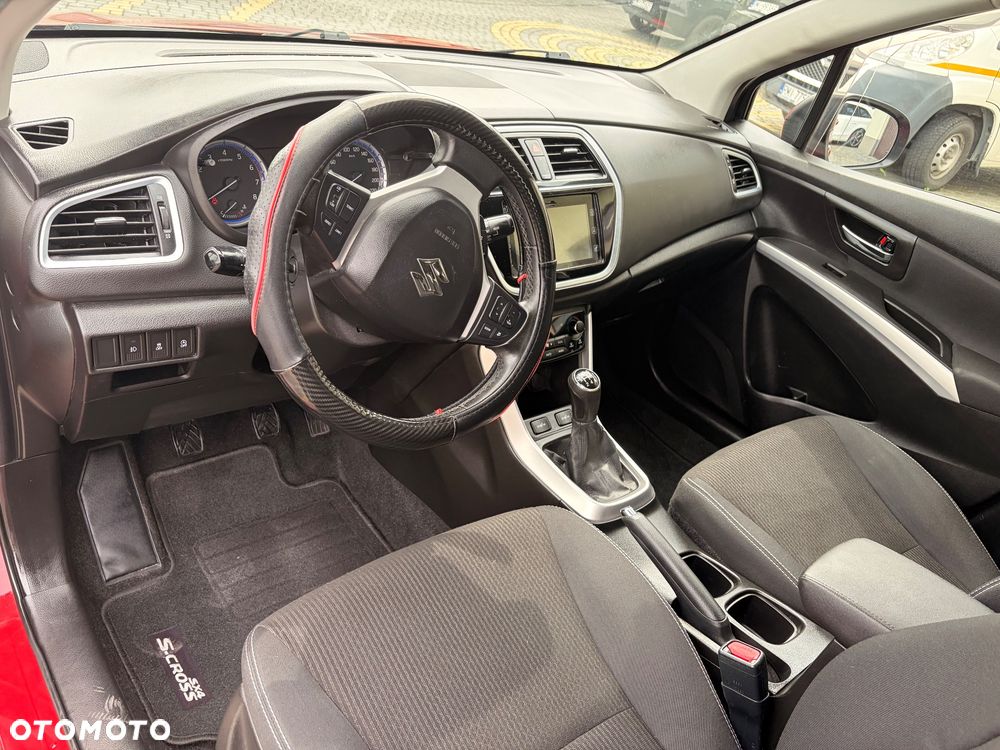 Suzuki SX4 S-Cross 1.0 T Premium - 14