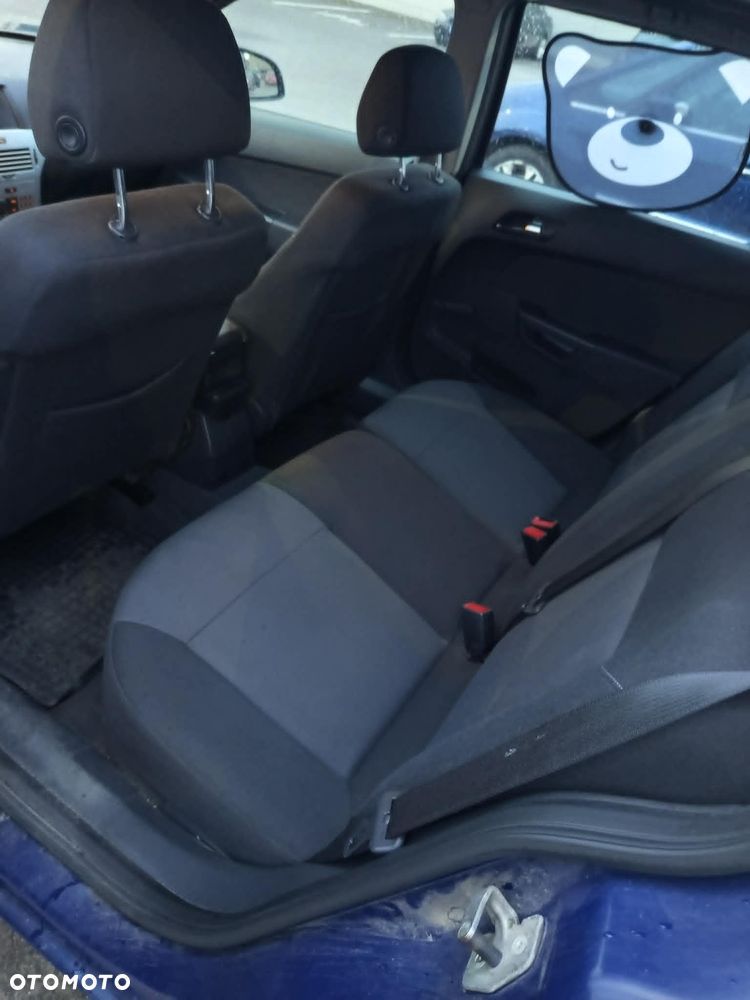 Opel Astra 1.6 - 7