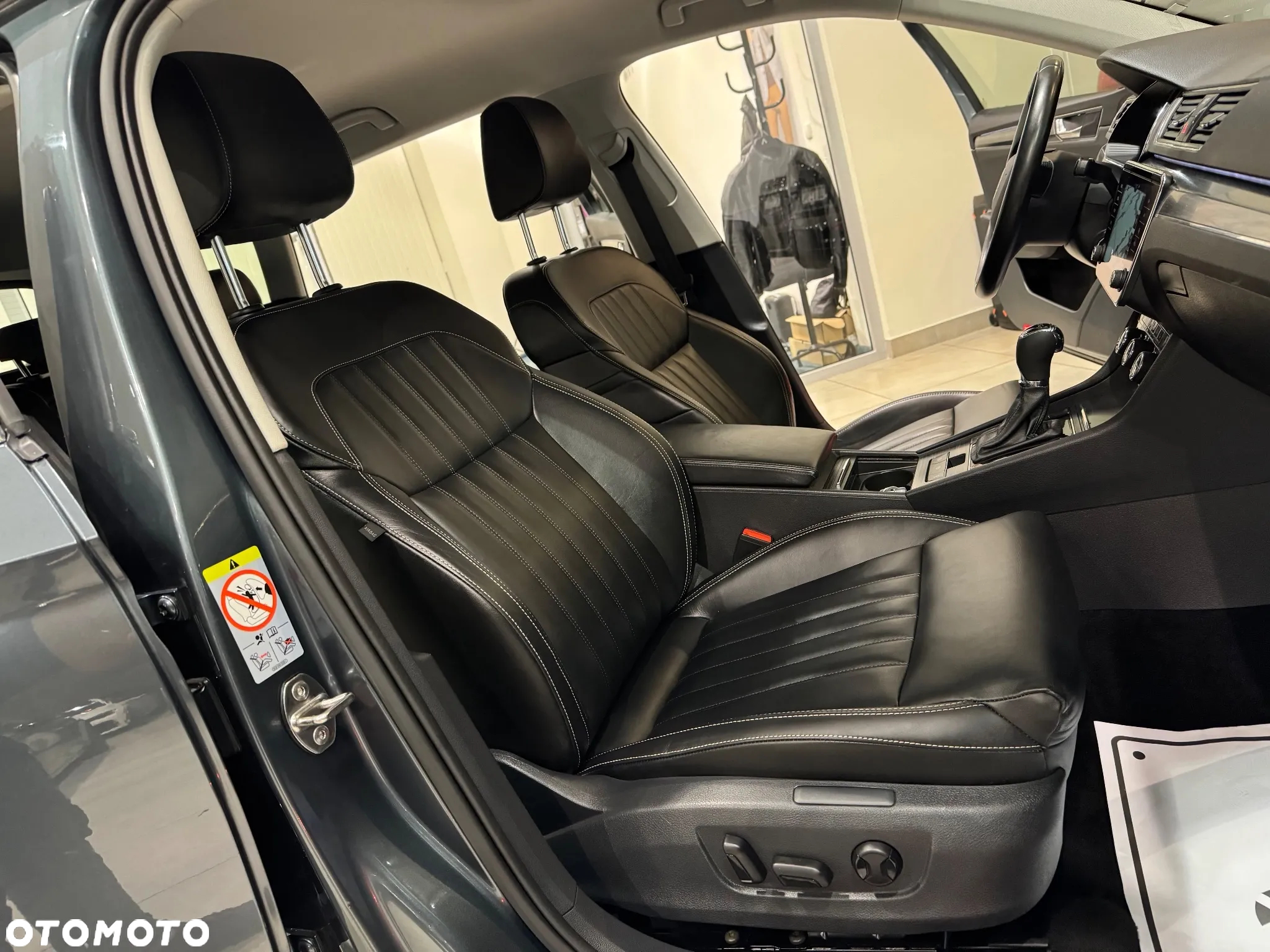 Skoda Superb 1.5 TSI ACT Sportline DSG - 37