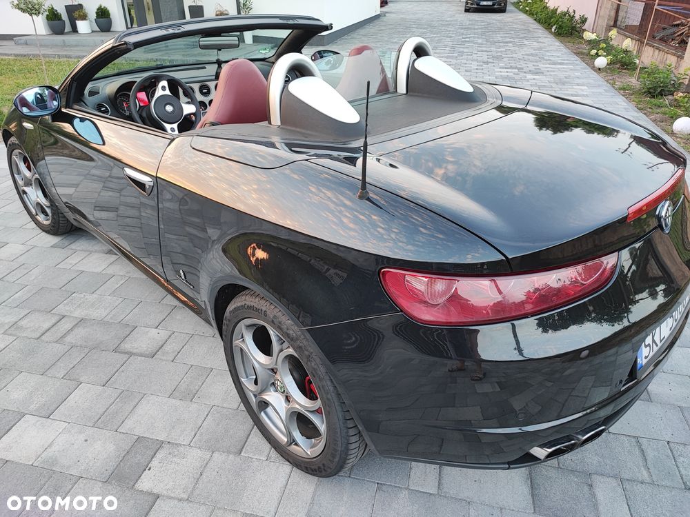 Alfa Romeo Spider - 2