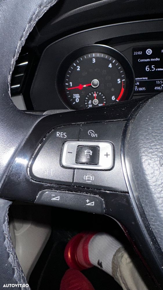 Volkswagen Passat 2.0 TDI (BlueMotion Technology) DSG Highline - 9