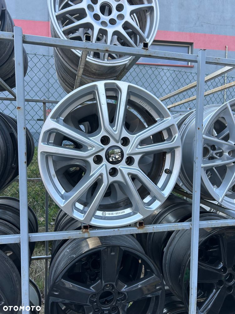 Alufelgi Seat Leon III IV Cupra 17 cali 5x112 Volkswagen Skoa Audi  Golf 7 8 A3 8V 8Y Octavia III IV - 8