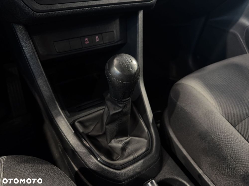 Volkswagen Caddy - 25