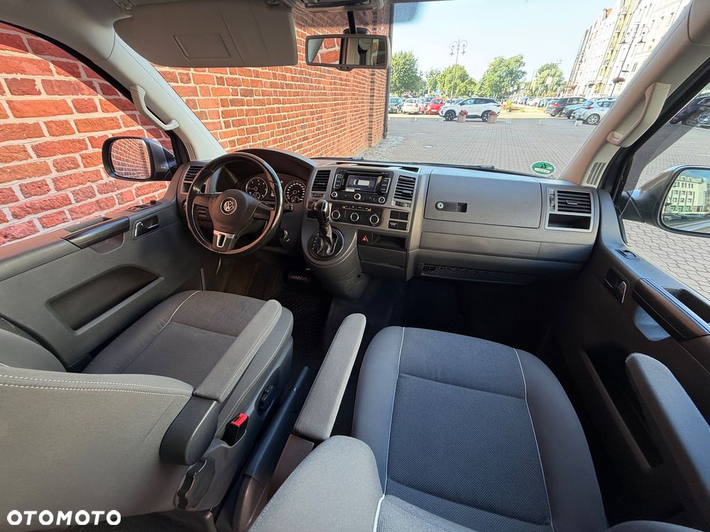 Volkswagen Multivan - 9