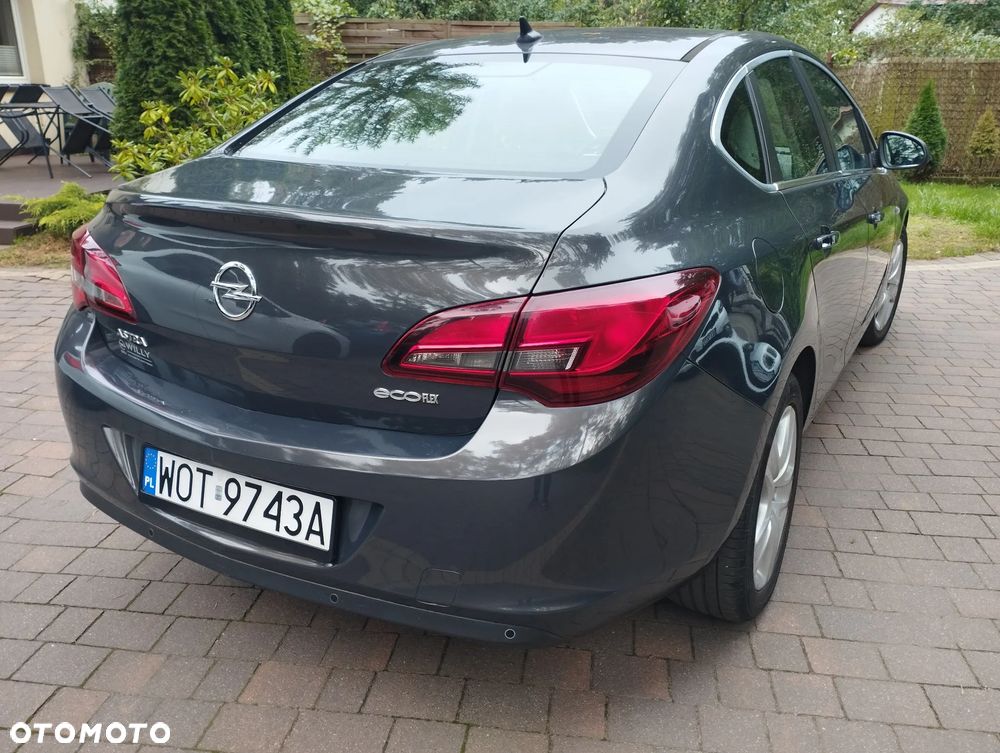 Opel Astra 1.7 CDTI DPF ecoFLEX Start/Stop Edition - 4