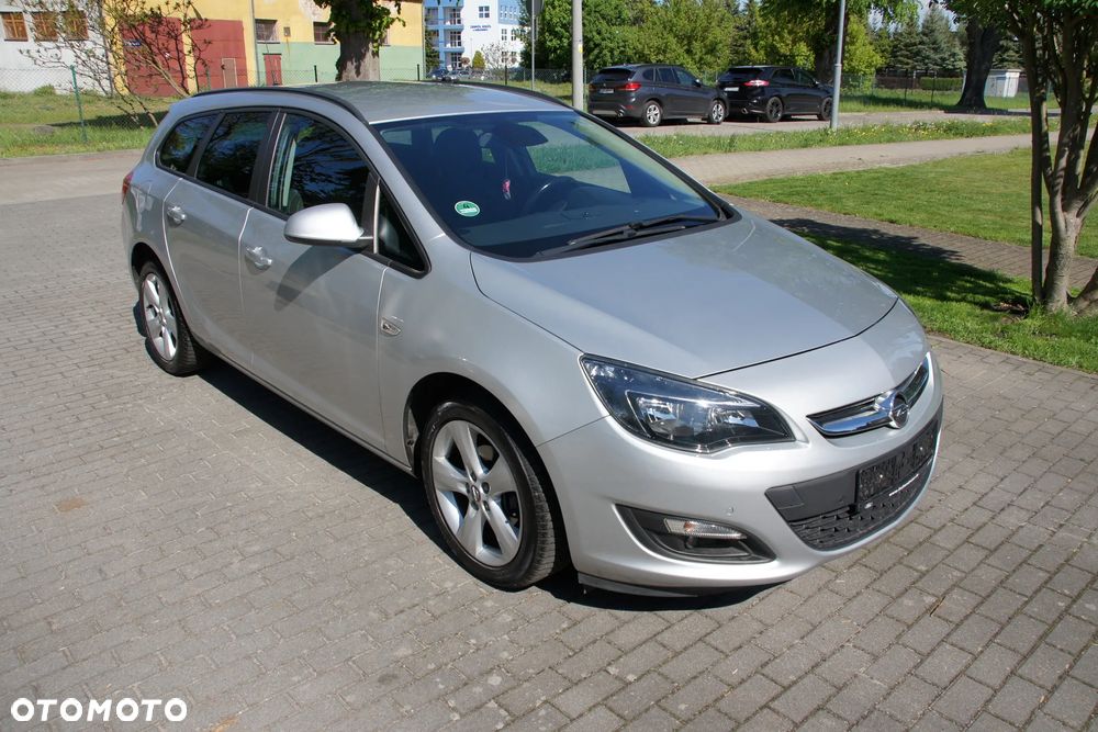 Opel Astra 1.4 T Cosmo EU6 - 1