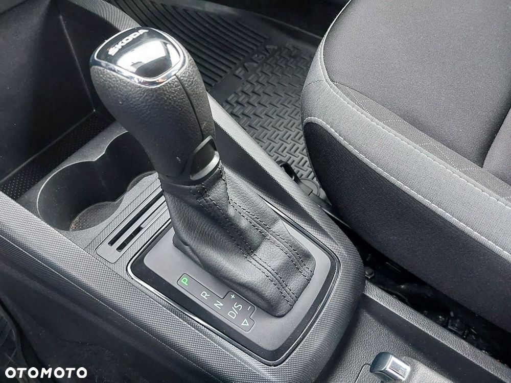 Skoda Fabia 1.0 TSI Ambition DSG - 22