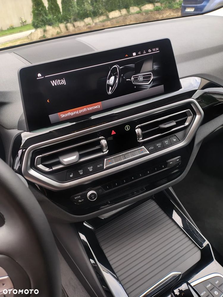 BMW X3 xDrive20d - 24
