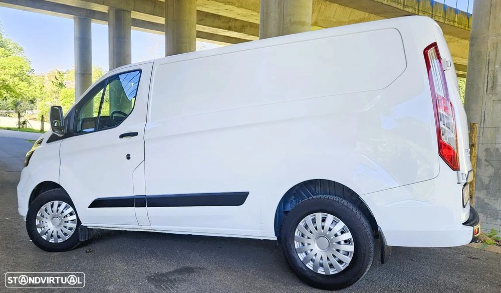 Ford Transit Custom L1H1 2.0 TDCI IVA DEDUTIVEL - 7