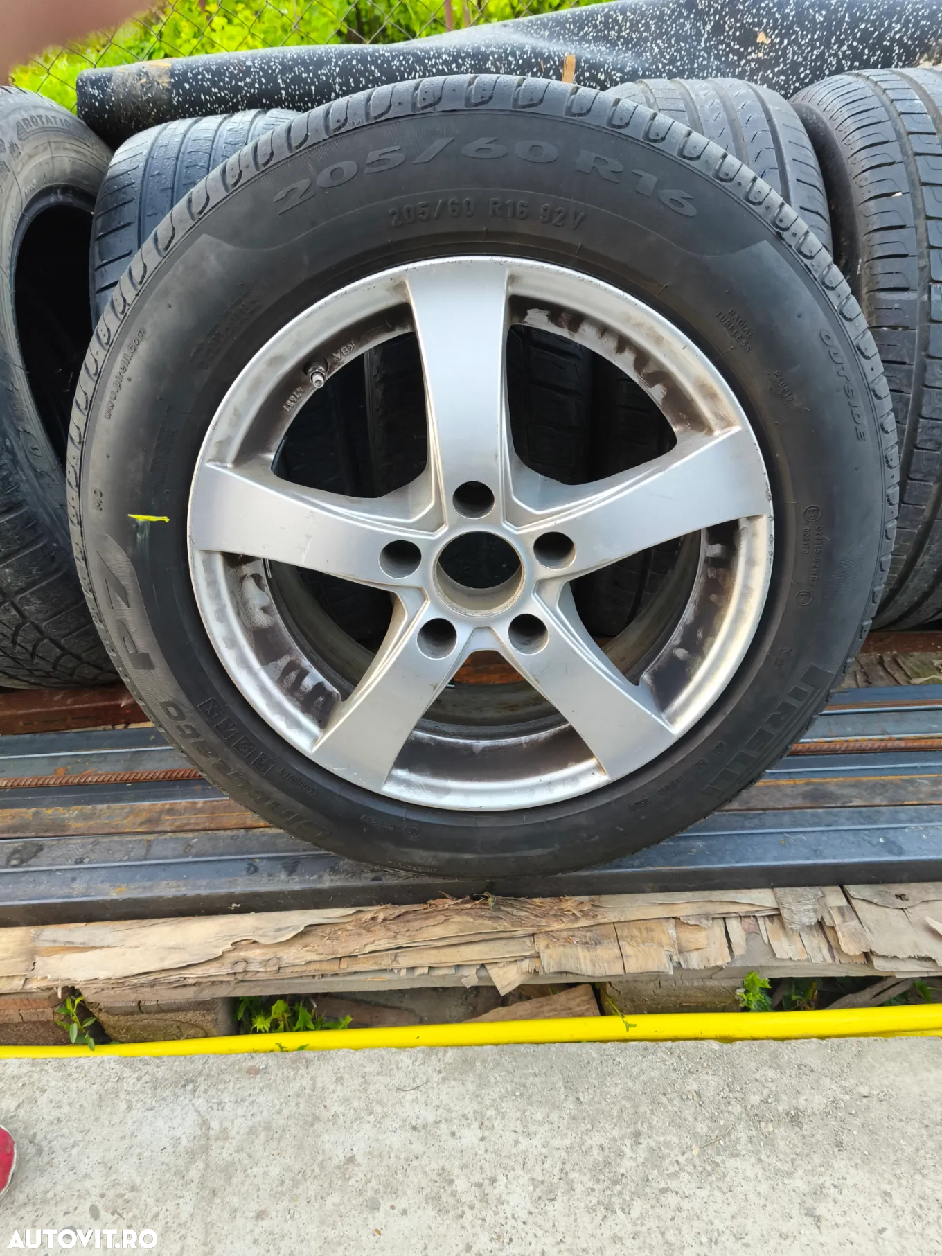 Jante BMW Dezent R16 - 3