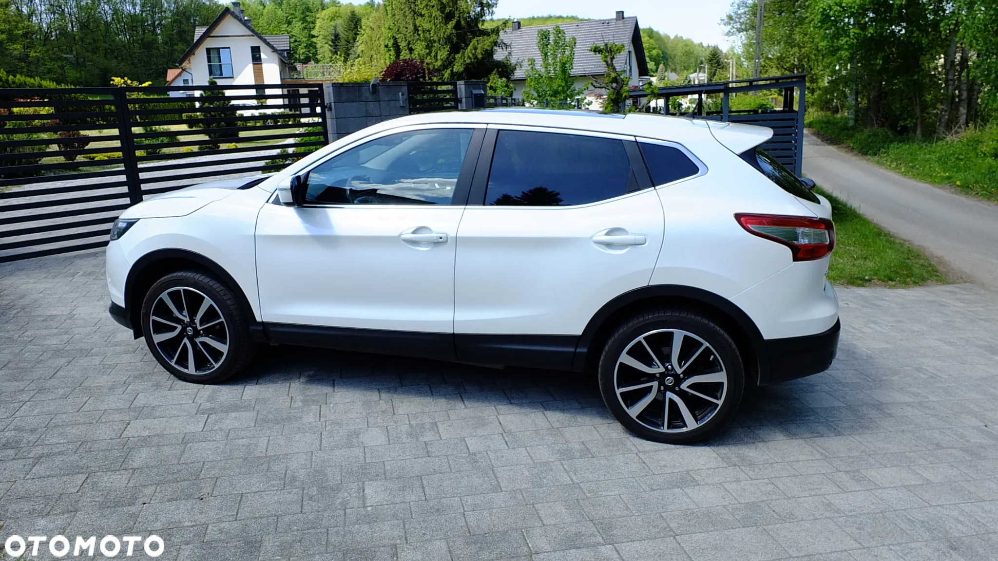 Nissan Qashqai 1.5 dCi Tekna - 10