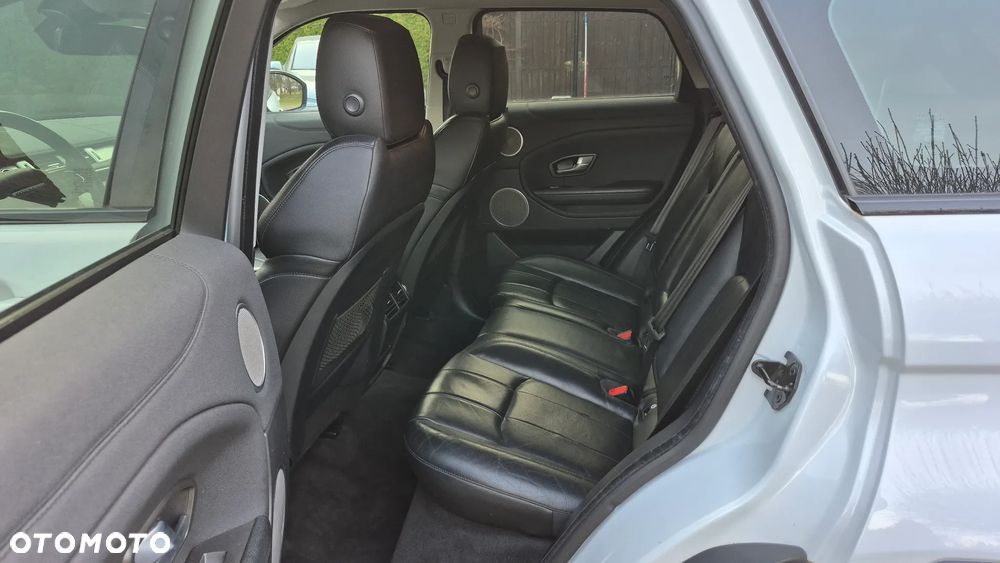 Land Rover Range Rover Evoque TD4 Sky View - 28