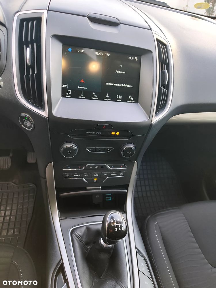 Ford S-Max - 29