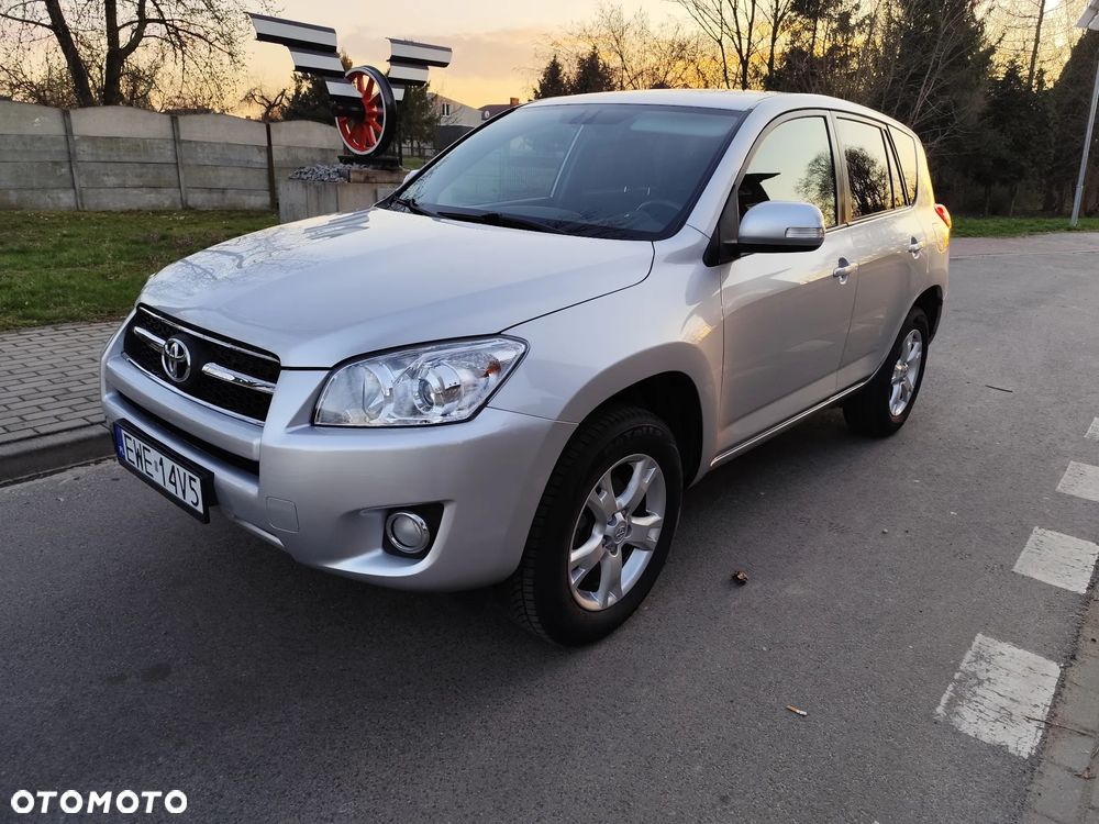 Toyota RAV4 2.2 D-4D 2010 - 1