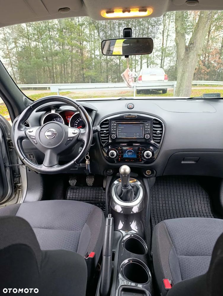 Nissan Juke 1.6 Visia - 8