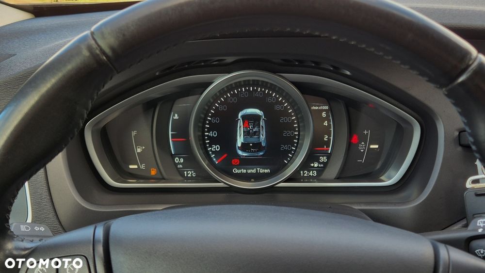 Volvo V40 T3 Momentum - 11