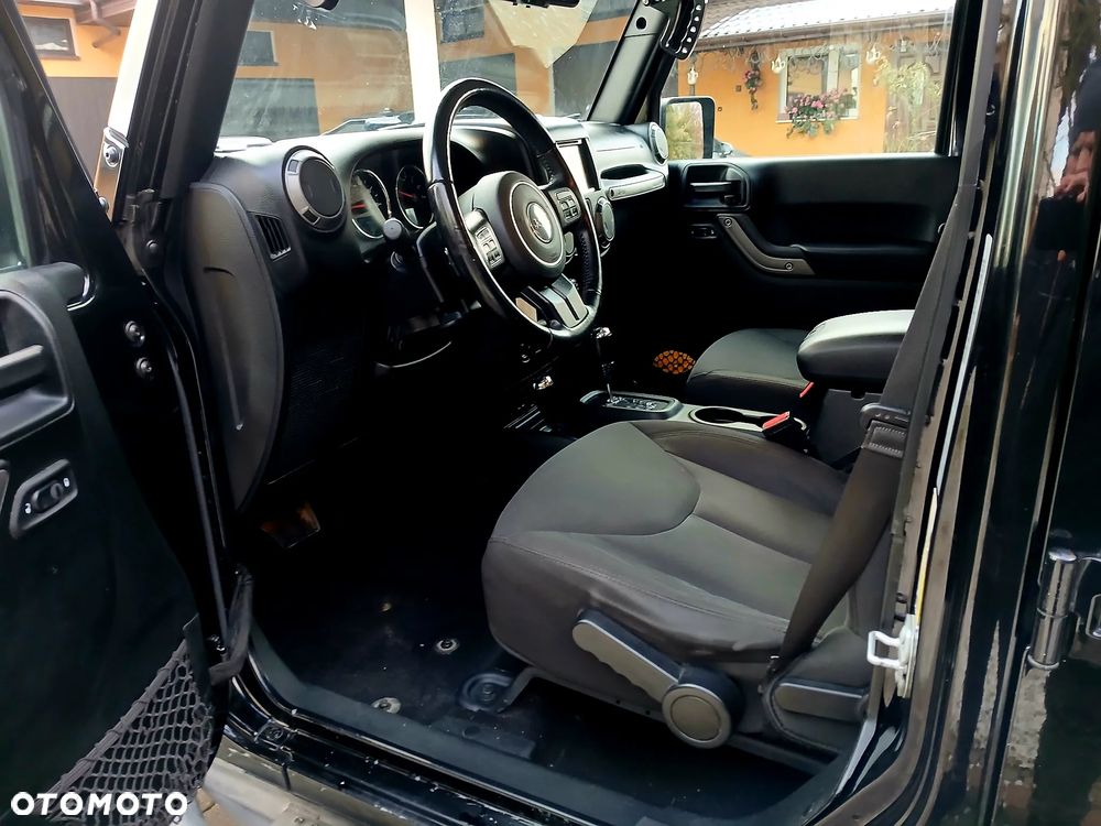 Jeep Wrangler 3.6 Unlim Black Edition II - 8