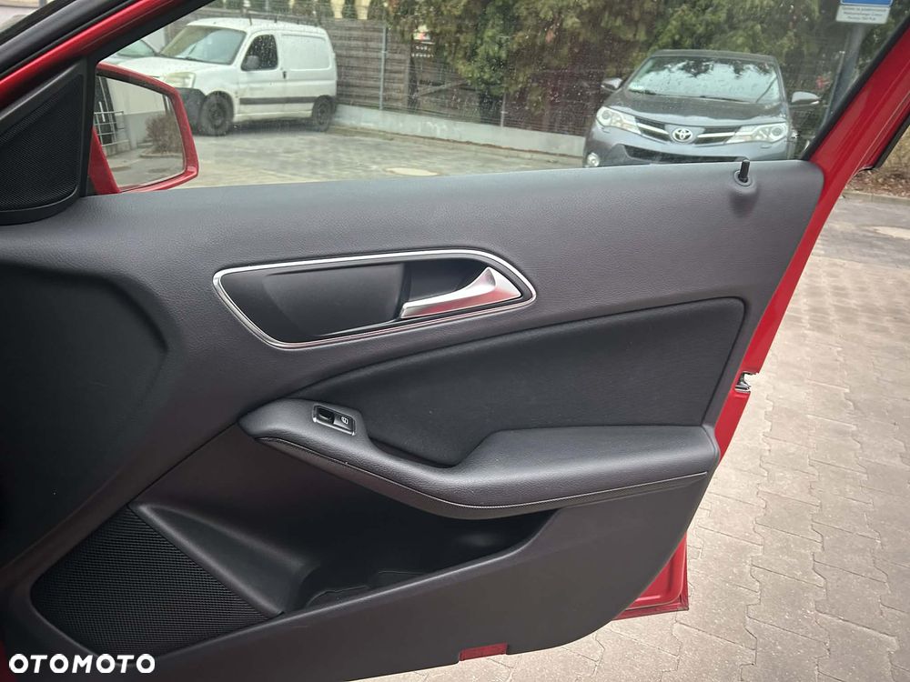Mercedes-Benz Klasa A 180 CDI (BlueEFFICIENCY) - 7