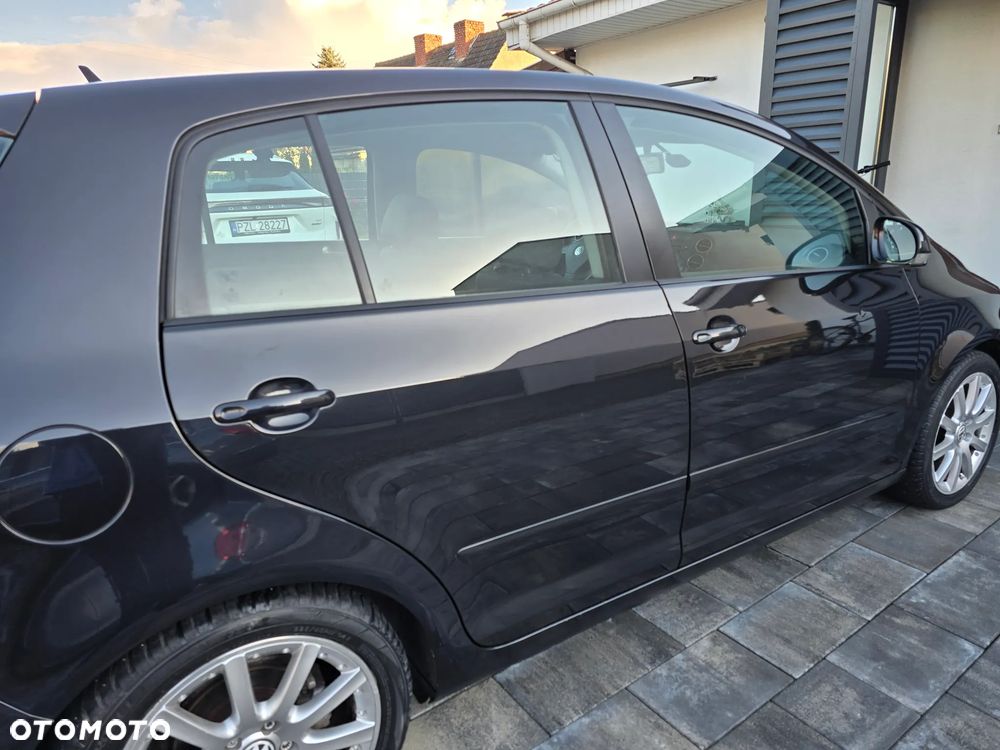 Volkswagen Golf Plus - 38