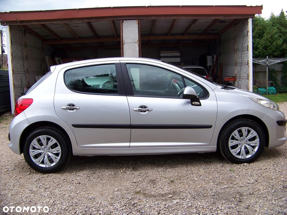 Peugeot 207 1.4 Trendy - 8