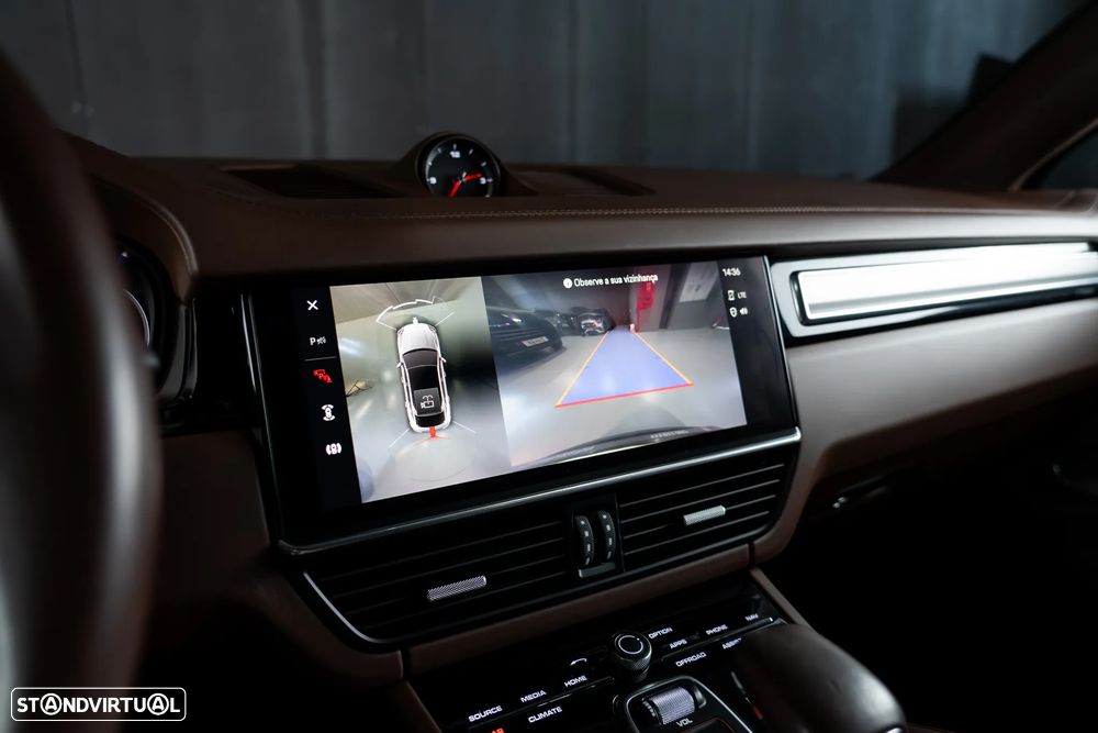 Porsche Cayenne Coupé E-Hybrid Platinum Edition - 17