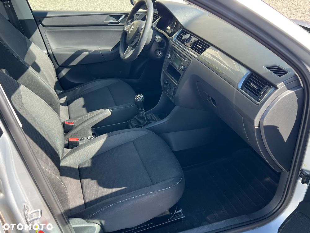 Skoda RAPID 1.6 TDI DPF Ambition - 5