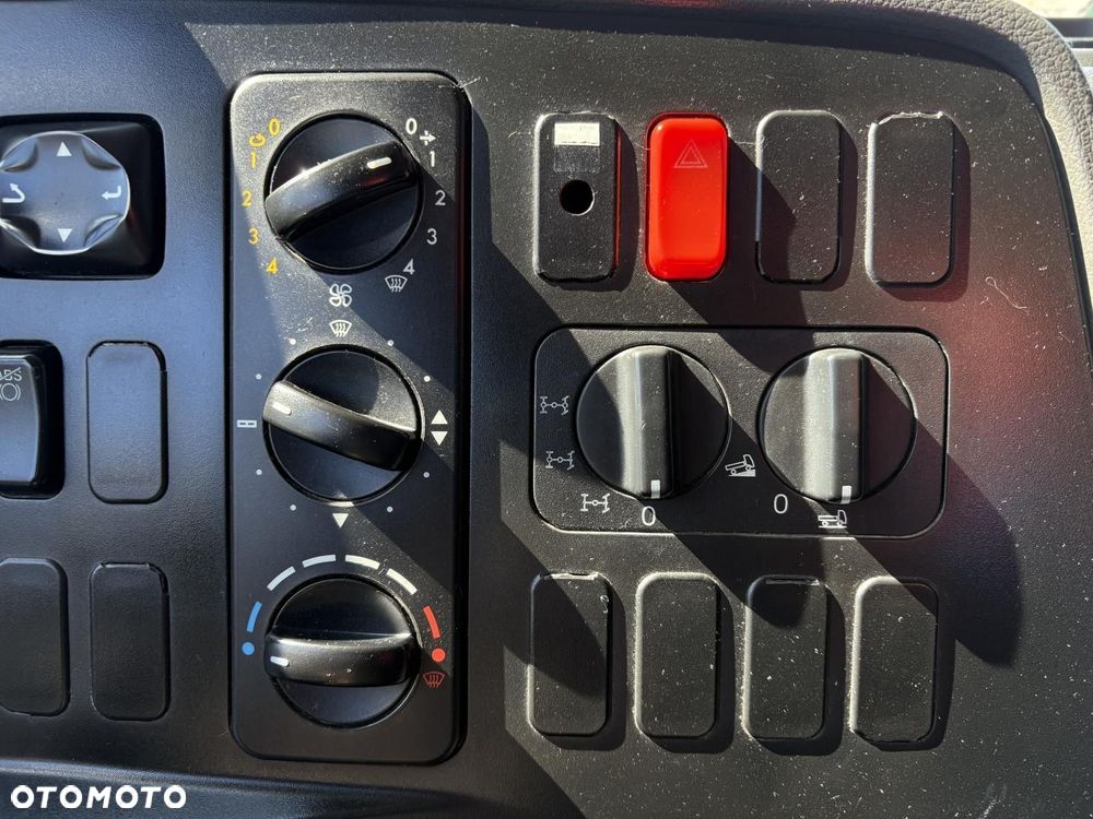 Mercedes-Benz AXOR 1824 4x4 PALFINGER PK 8500 HDS Żuraw - 17