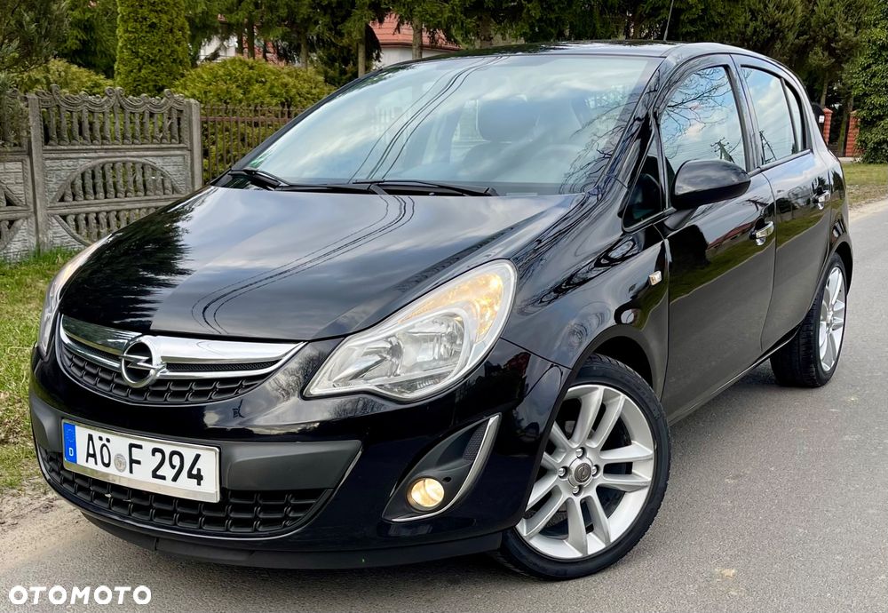 Opel Corsa 1.4 16V Color Edition - 2