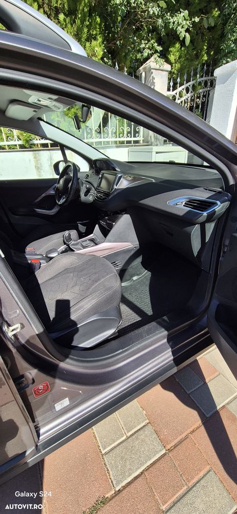 Peugeot 2008 1.6 e-HDi FAP STT Active - 5