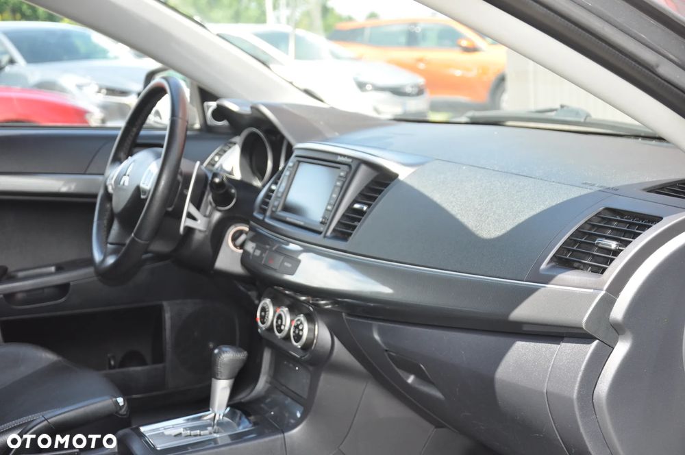 Mitsubishi Lancer 1.8 CVT Intense - 37