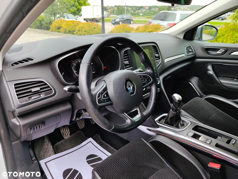 Renault Megane ENERGY dCi 130 GT LINE - 13