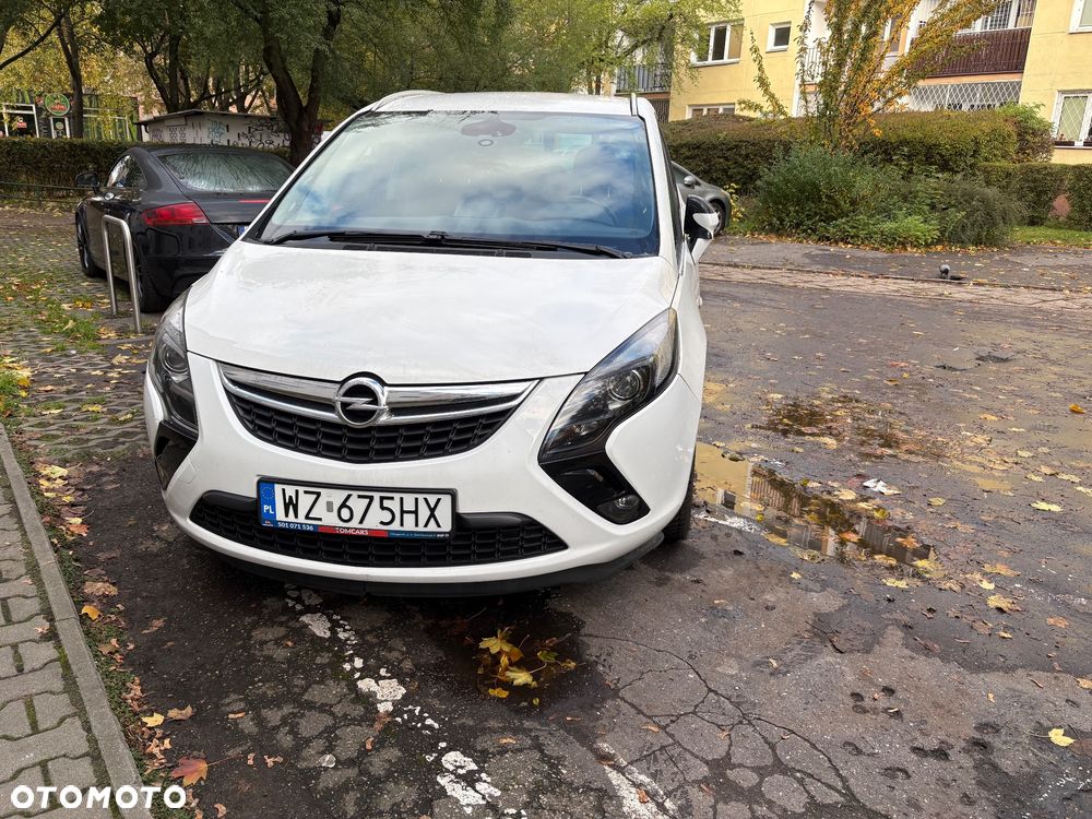 Opel Zafira - 1