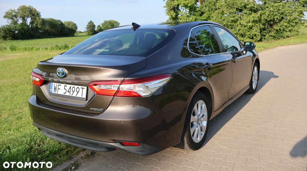Toyota Camry - 15