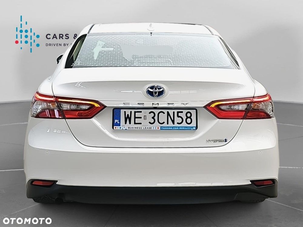 Toyota Camry 2.5 Hybrid Comfort CVT - 26