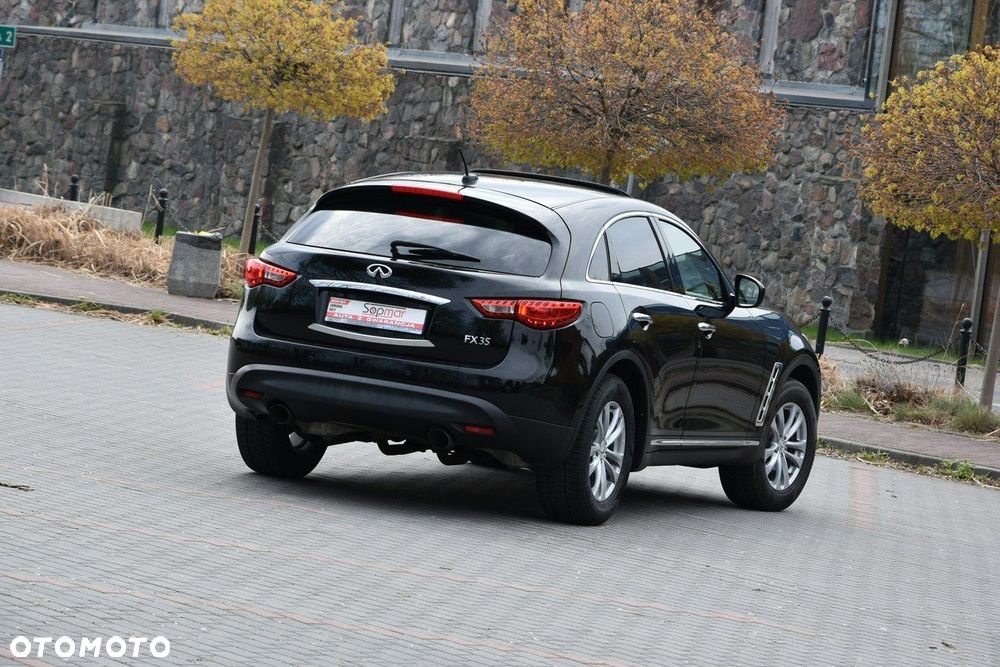 Infiniti FX - 2