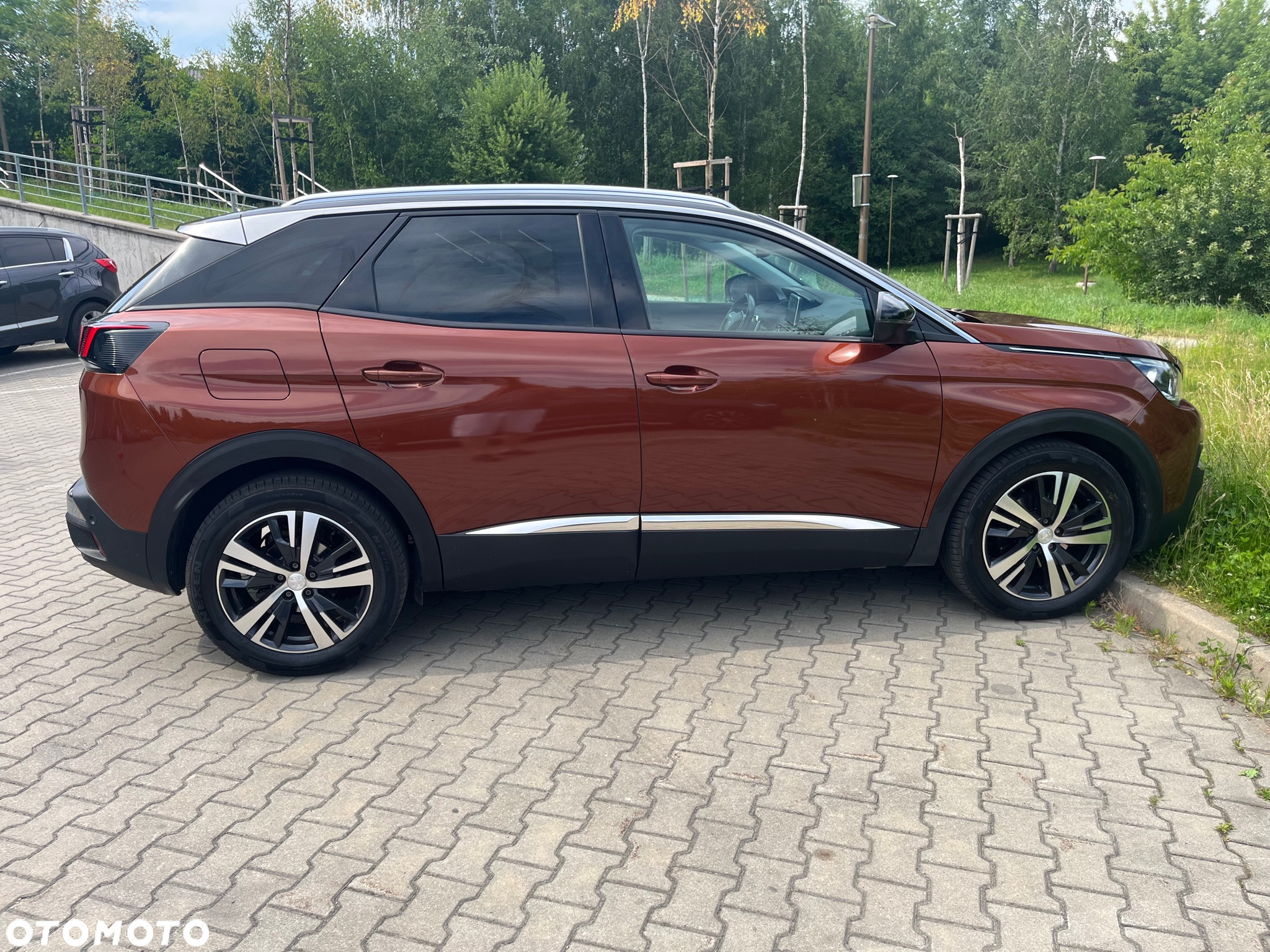 Peugeot 3008 1.2 PureTech Allure S&S EAT6 - 4