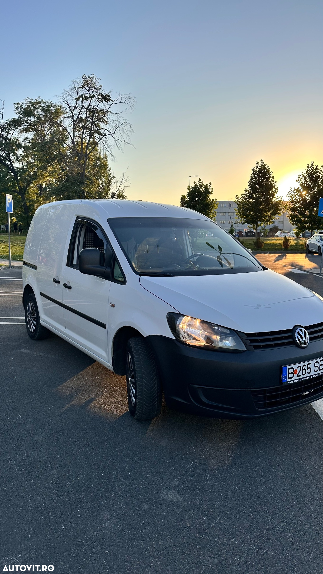 Volkswagen Caddy 1.6 TDI (5-Si.) Edition 30 - 2