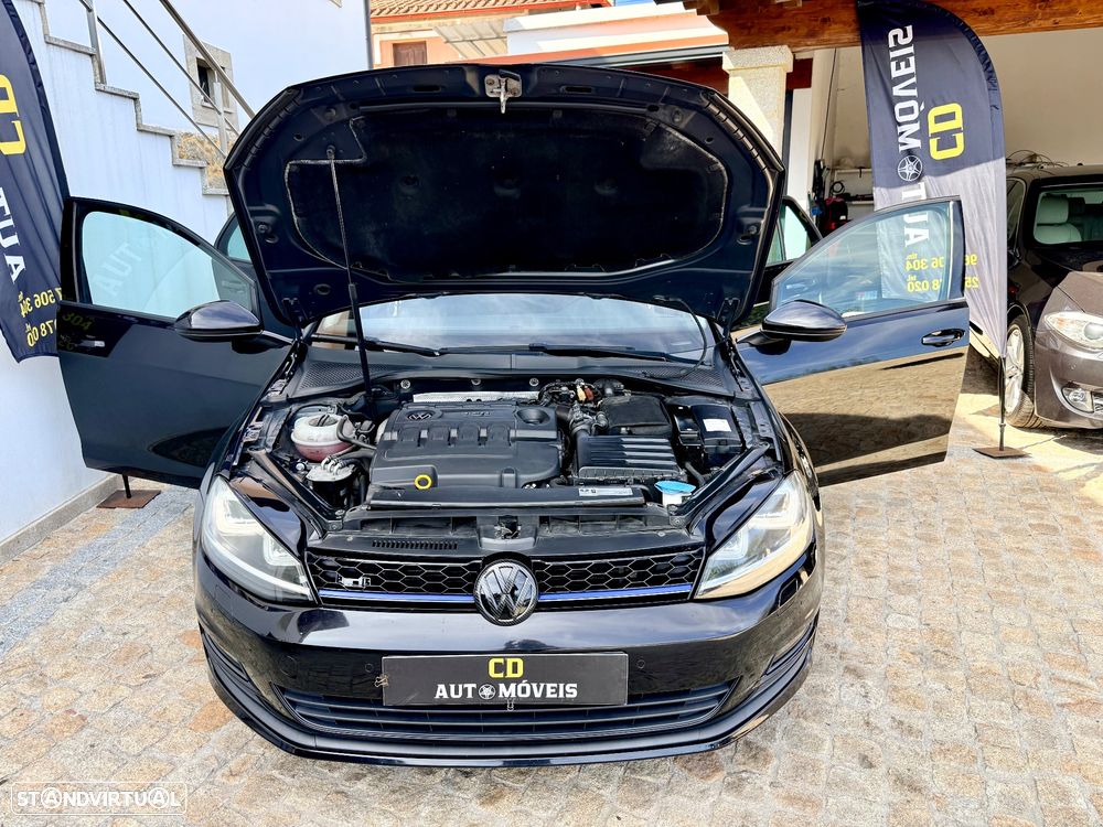 VW Golf - 35