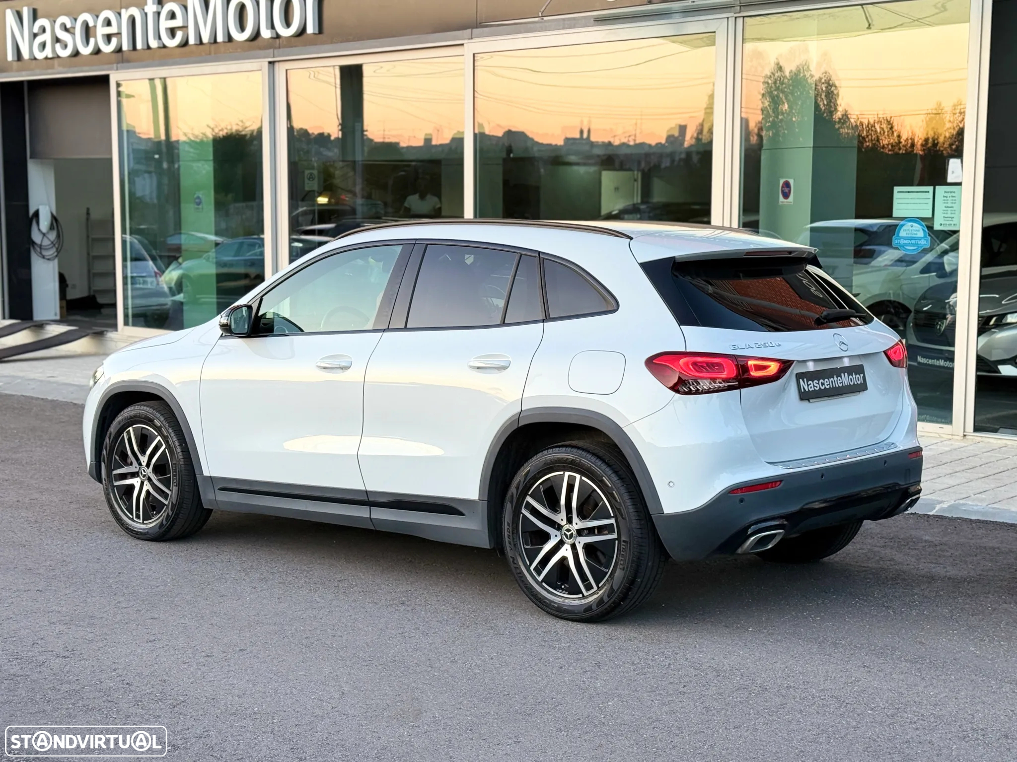 Mercedes-Benz GLA 250 e 8G-DCT Edition Plug-in-Hybrid - 15