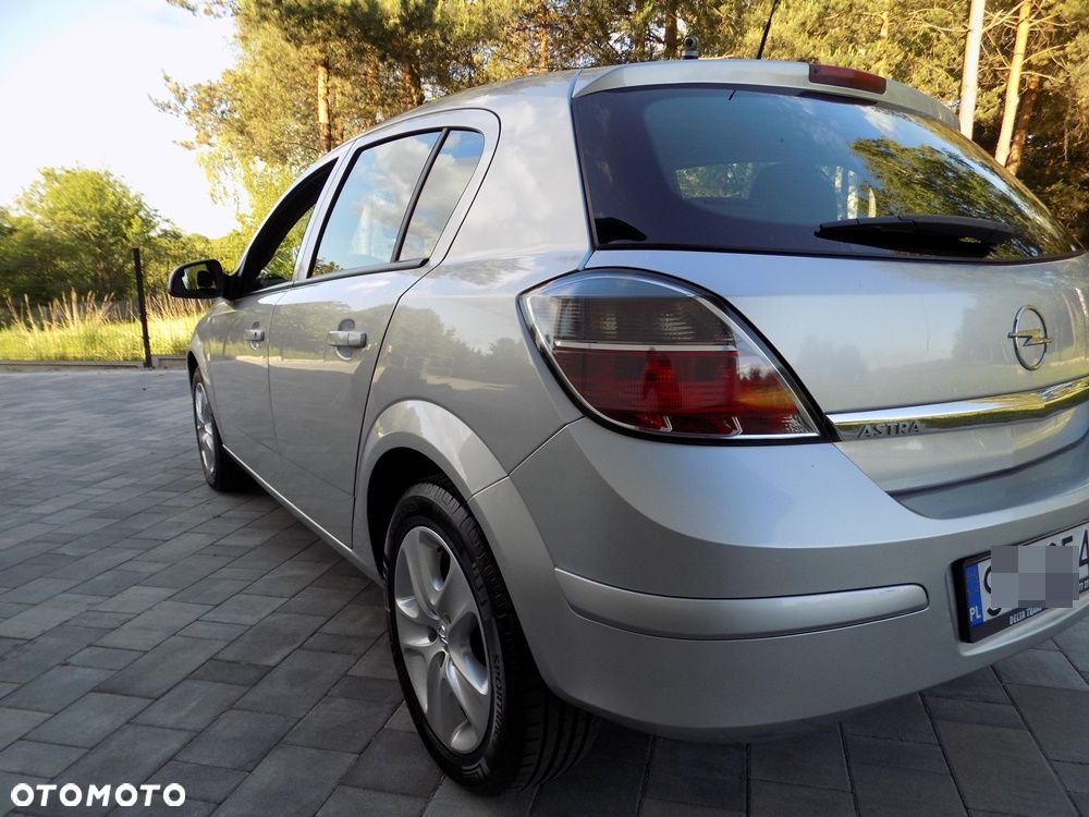 Opel Astra 1.6 Edition - 12