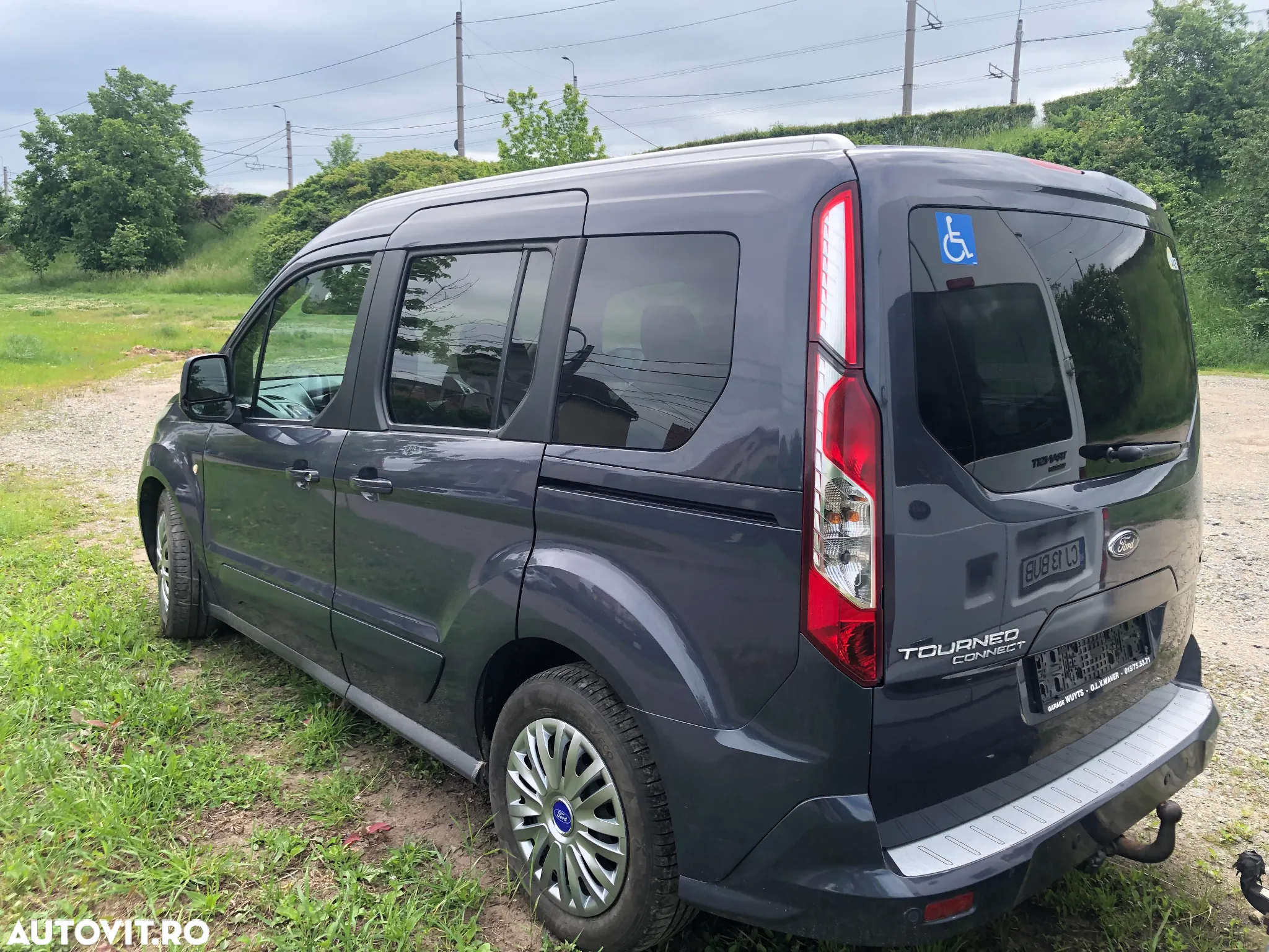 Ford Tourneo Connect - 4