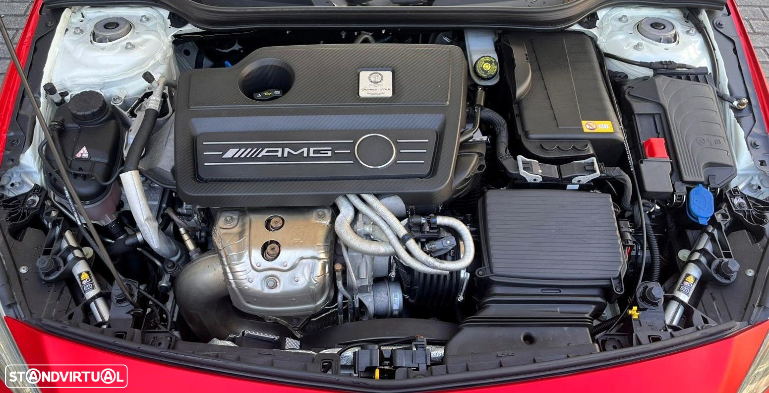 Mercedes-Benz A 45 AMG 4-Matic - 23