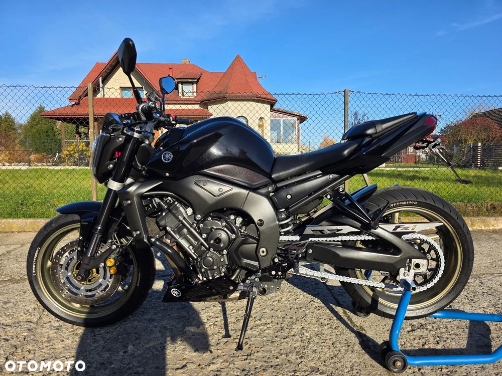 Yamaha FZ - 13