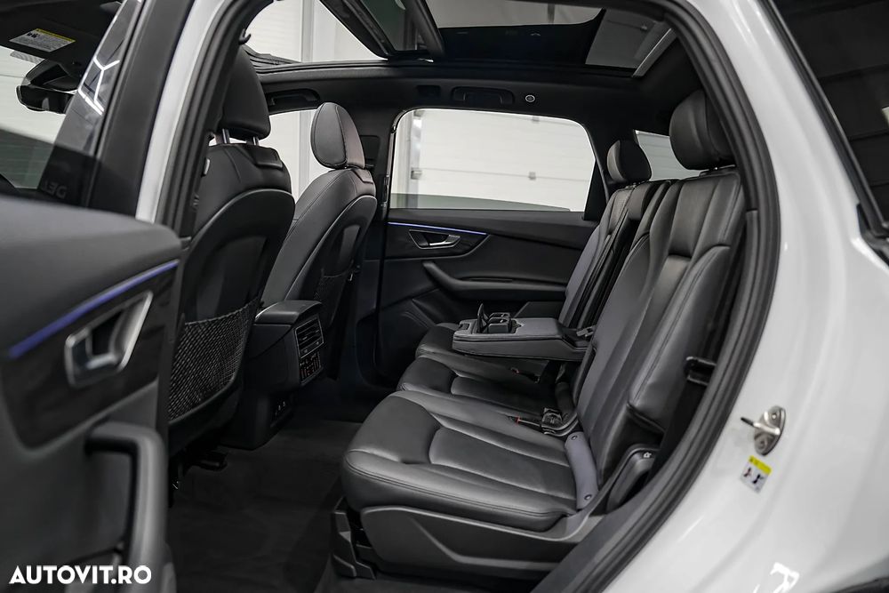 Audi Q7 55 TFSI quattro Tiptronic S line - 9