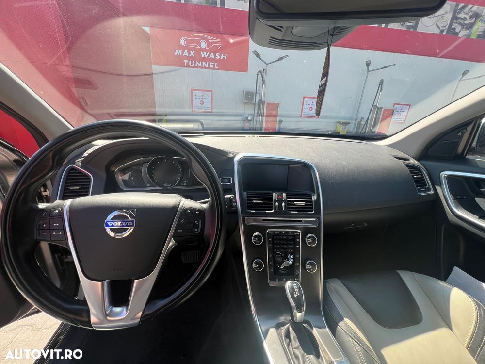 Volvo XC 60 T6AWD Summum - 13