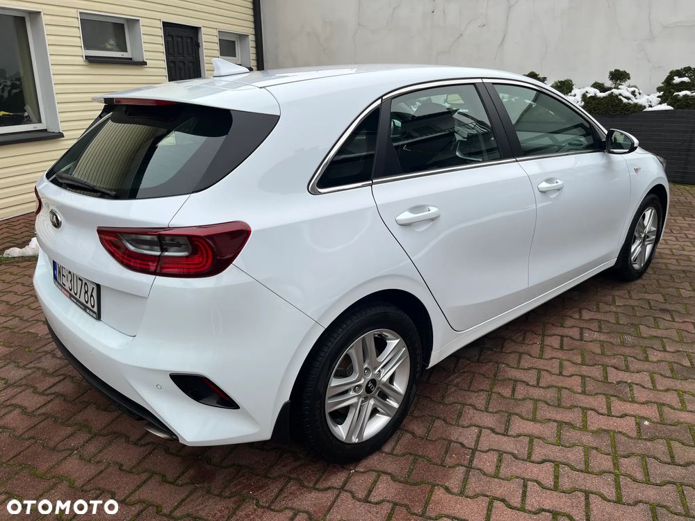 Kia Ceed 1.0 T-GDI M - 9